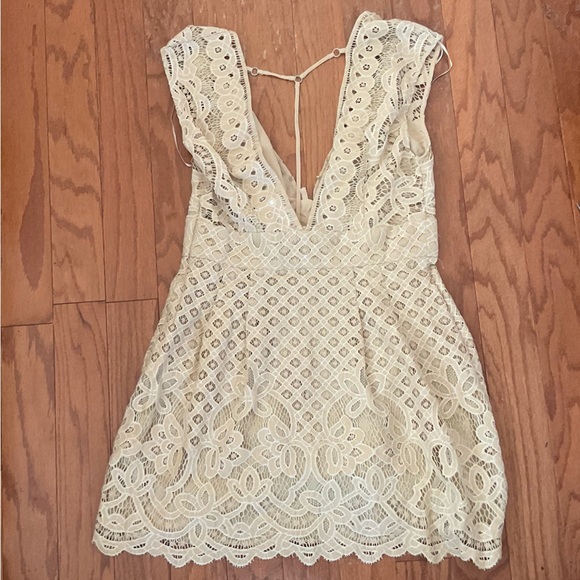 Free People Ivory One Million Lovers Mini Dress Size 10 NWT - Picture 6 of 16